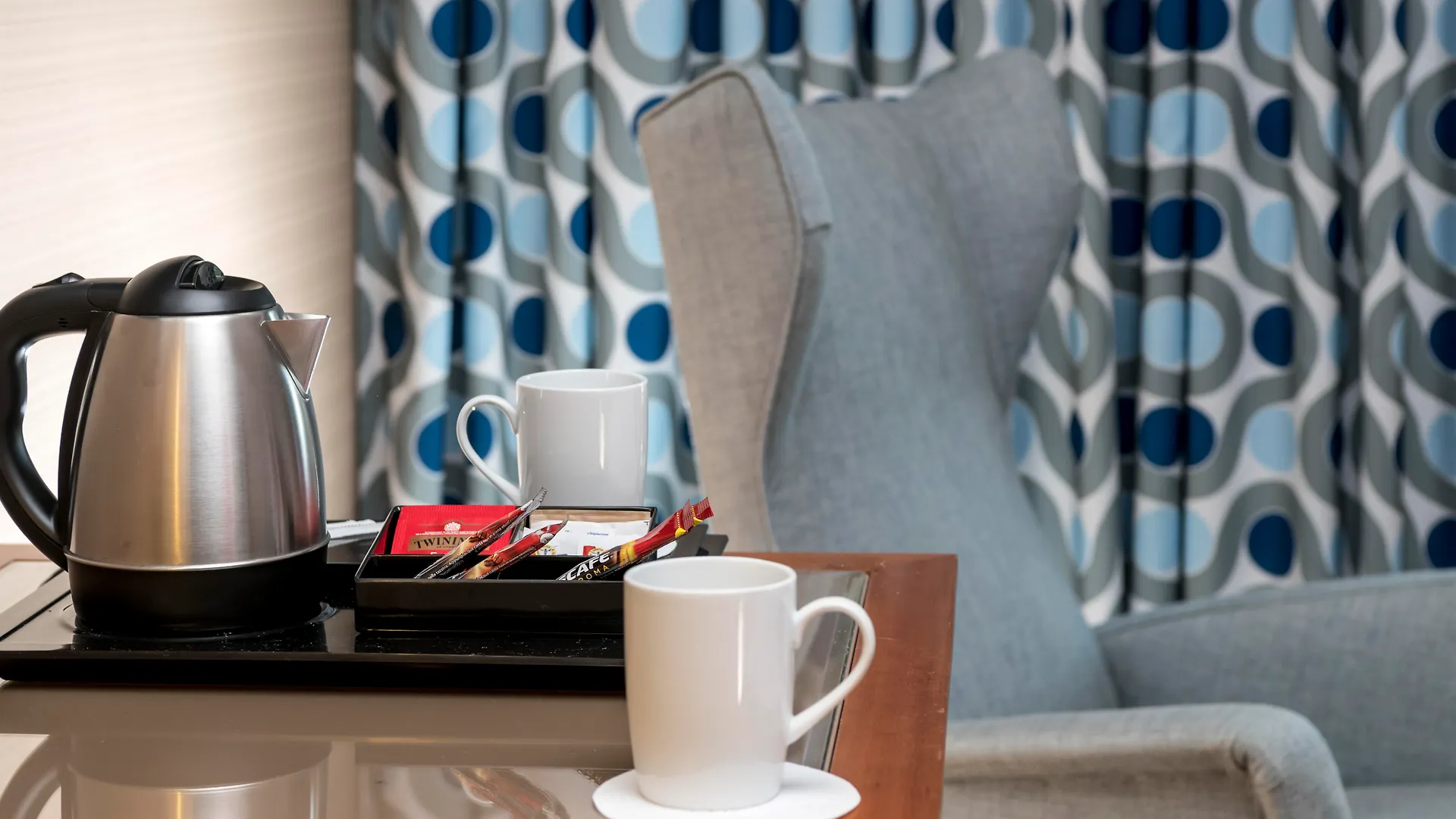 Hotel Royal Continental Неаполь