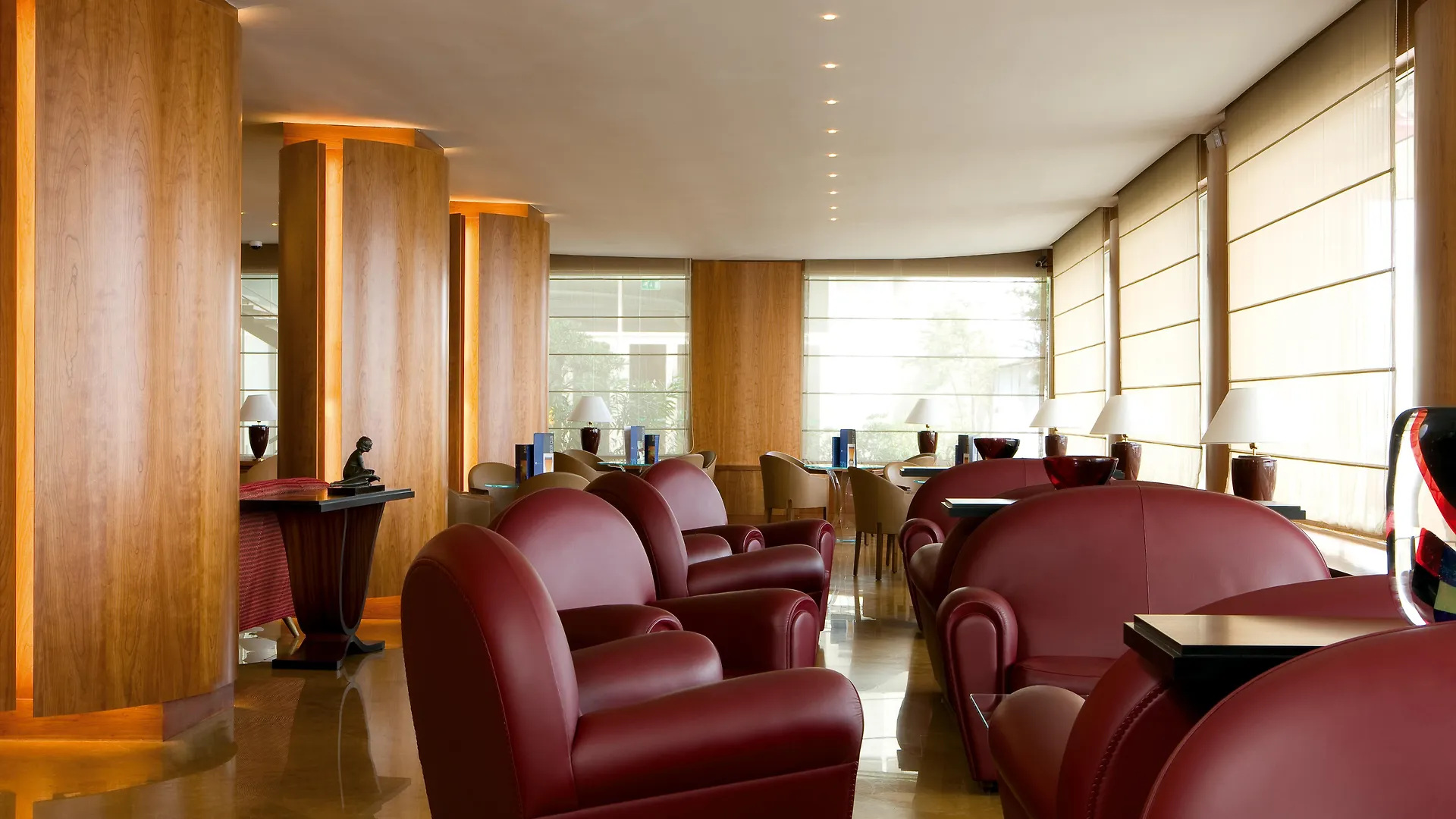 Hotel Royal Continental Nápoles