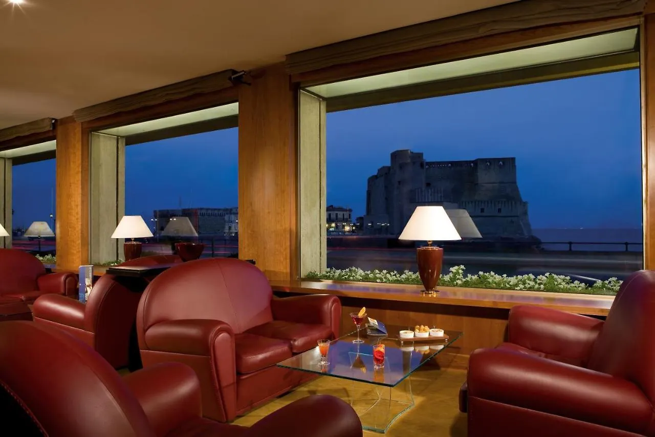 ****  Hotel Royal Continental Nápoles Italia