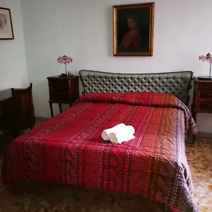 Arturo's House Naples