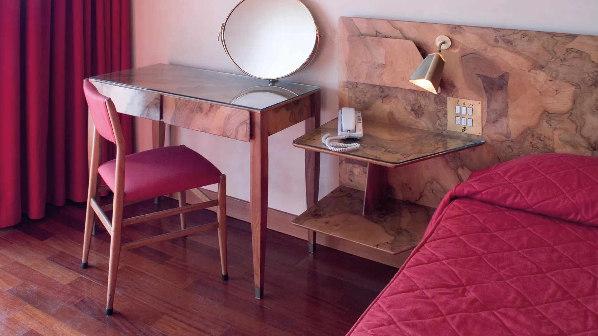 Hotel Royal Continental Naples