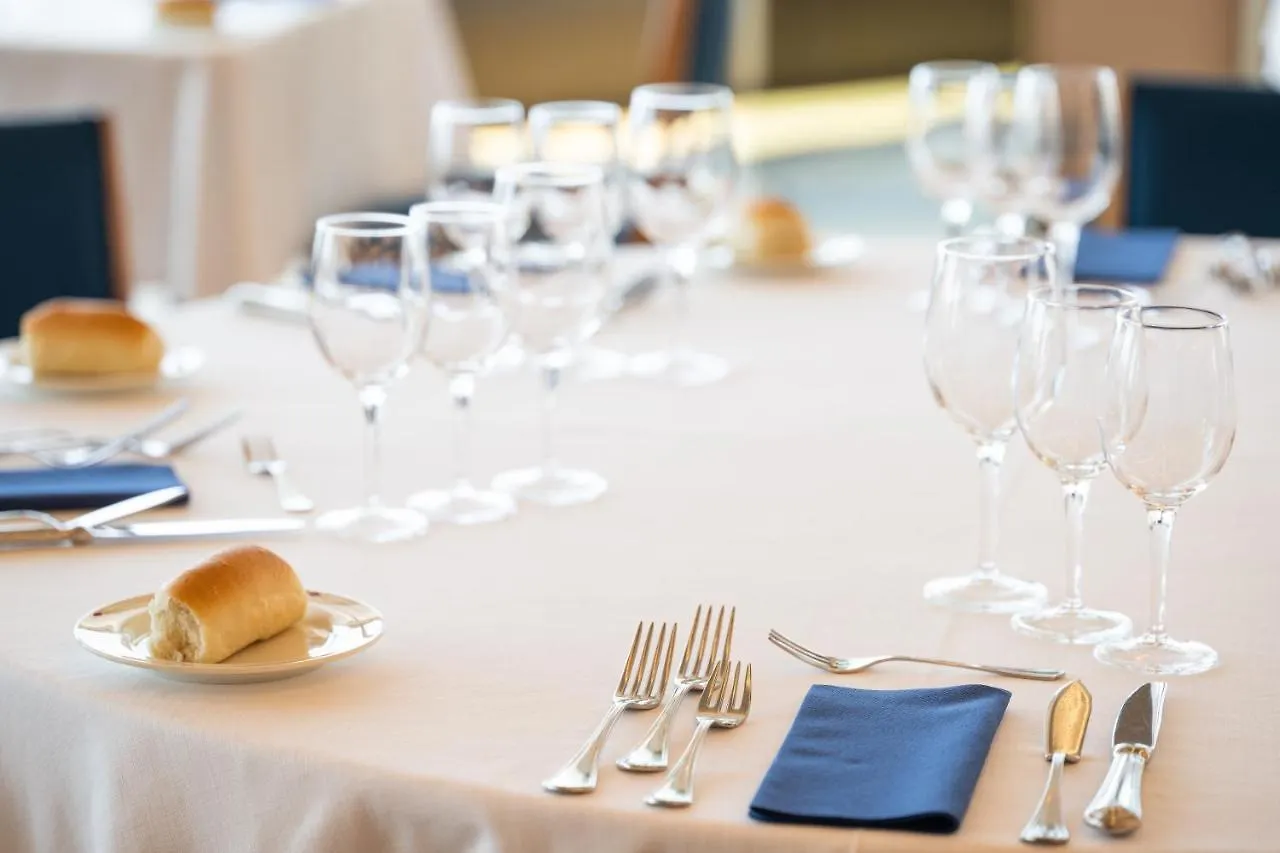 Hotel Royal Continental Naples 4*,